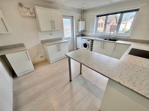 Photo 16- click for photo gallery